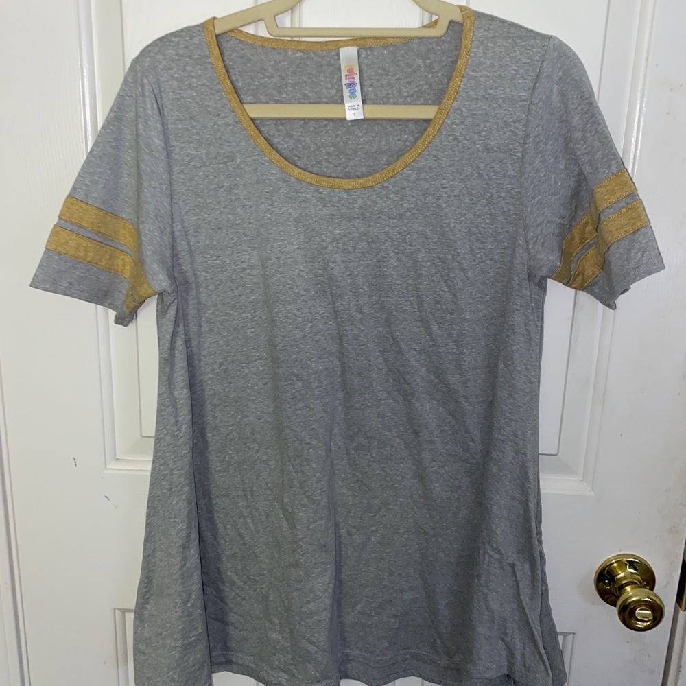 Lularoe Perfect T